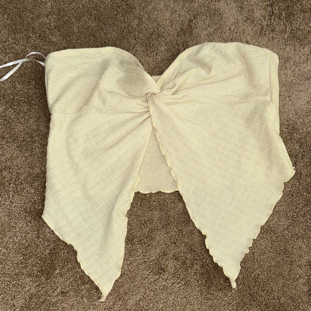SHEIN Cream Strapless Bow Top